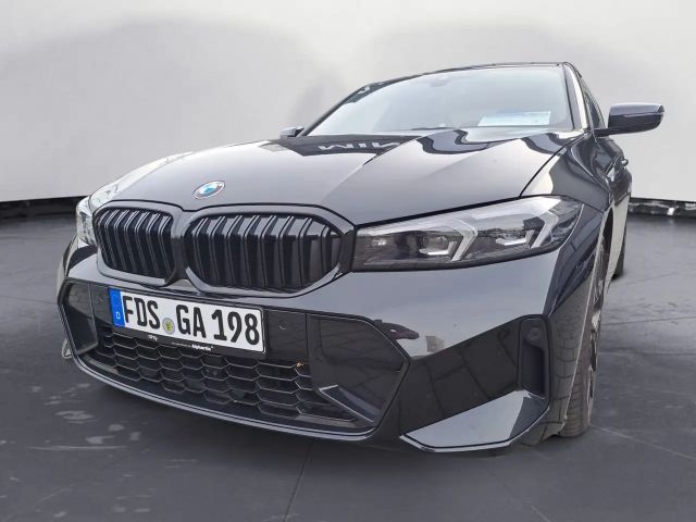 BMW 320 320d M-Sport Sedan xDrive