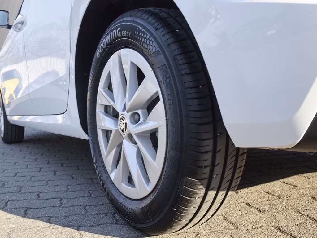 Skoda Fabia 1.0 TSI Selection