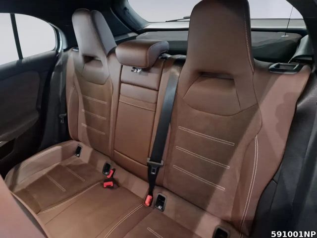 Mercedes-Benz A 200 AMG Line