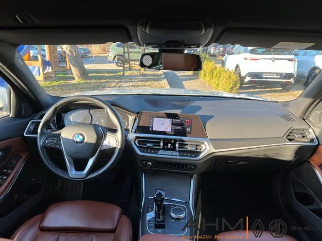BMW 330 330e Luxury Line Touring