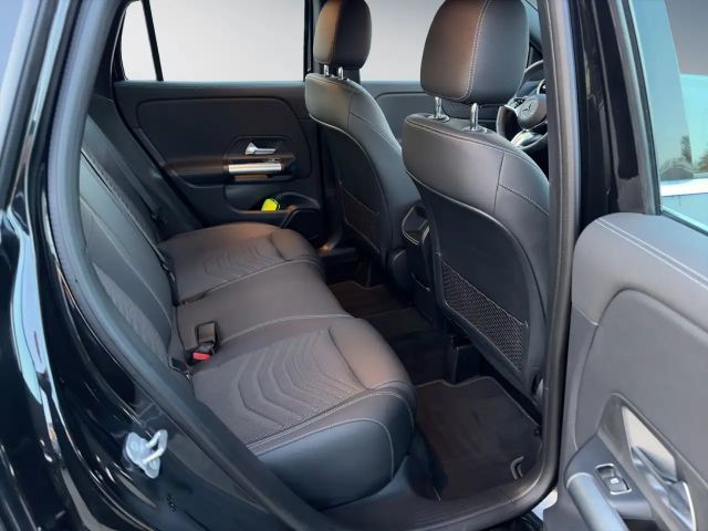 Mercedes-Benz GLA 200 Progressive