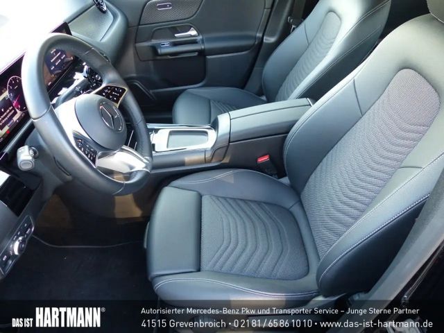 Mercedes-Benz GLA 200 ADVANCED+MBUX+RF.KAM+NAVI+LED+SPURHALTE