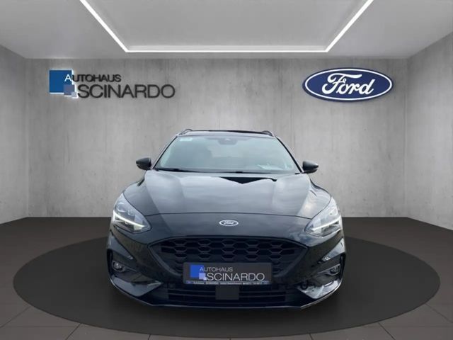 Ford Focus EcoBoost ST Line Wagon