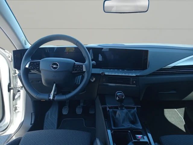 Opel Astra 1.2 Turbo Enjoy Turbo