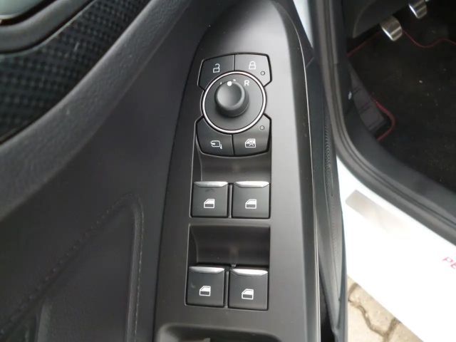 Ford Focus Limited ST Line