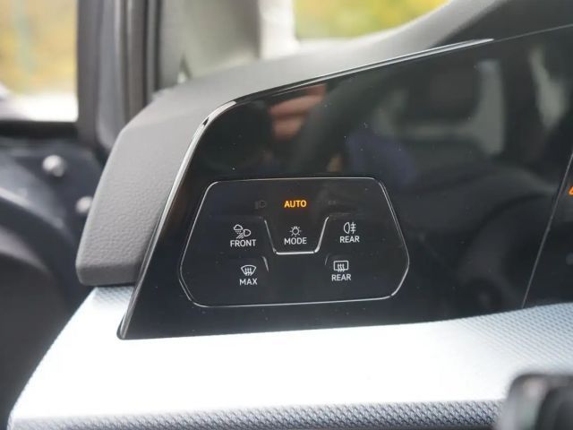 Volkswagen Golf 1.5 eTSI Golf VIII