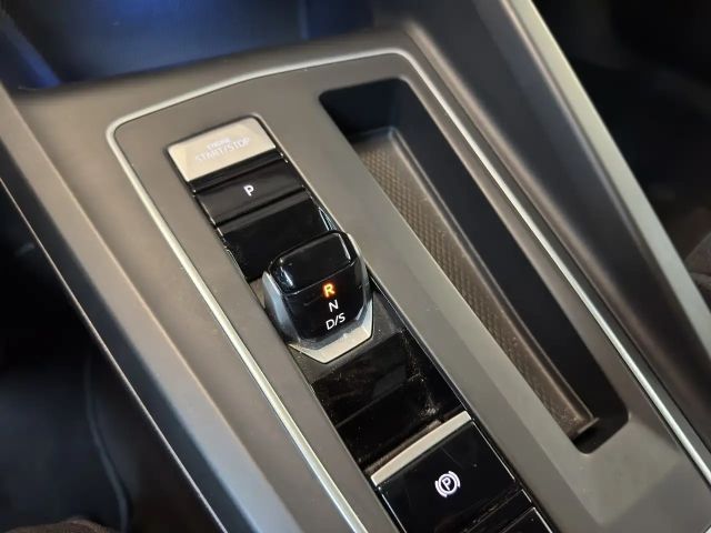 Volkswagen Golf 1.5 eTSI DSG Move Variant