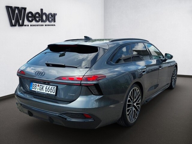 Audi A6 Avant Quattro S-Tronic