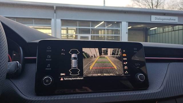 Skoda Kamiq ANSCHLUSSGARANTIE, PANORAMA, KAMERA