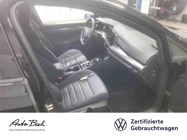 Volkswagen Golf 2.0 TSI DSG Golf VIII