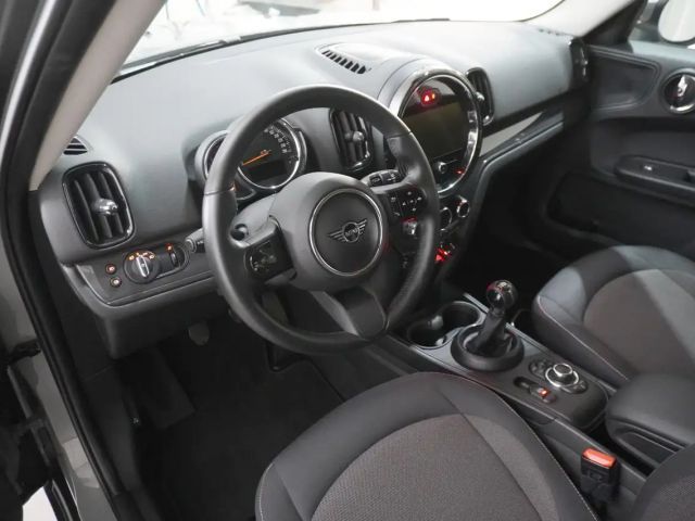 MINI One Countryman ONE