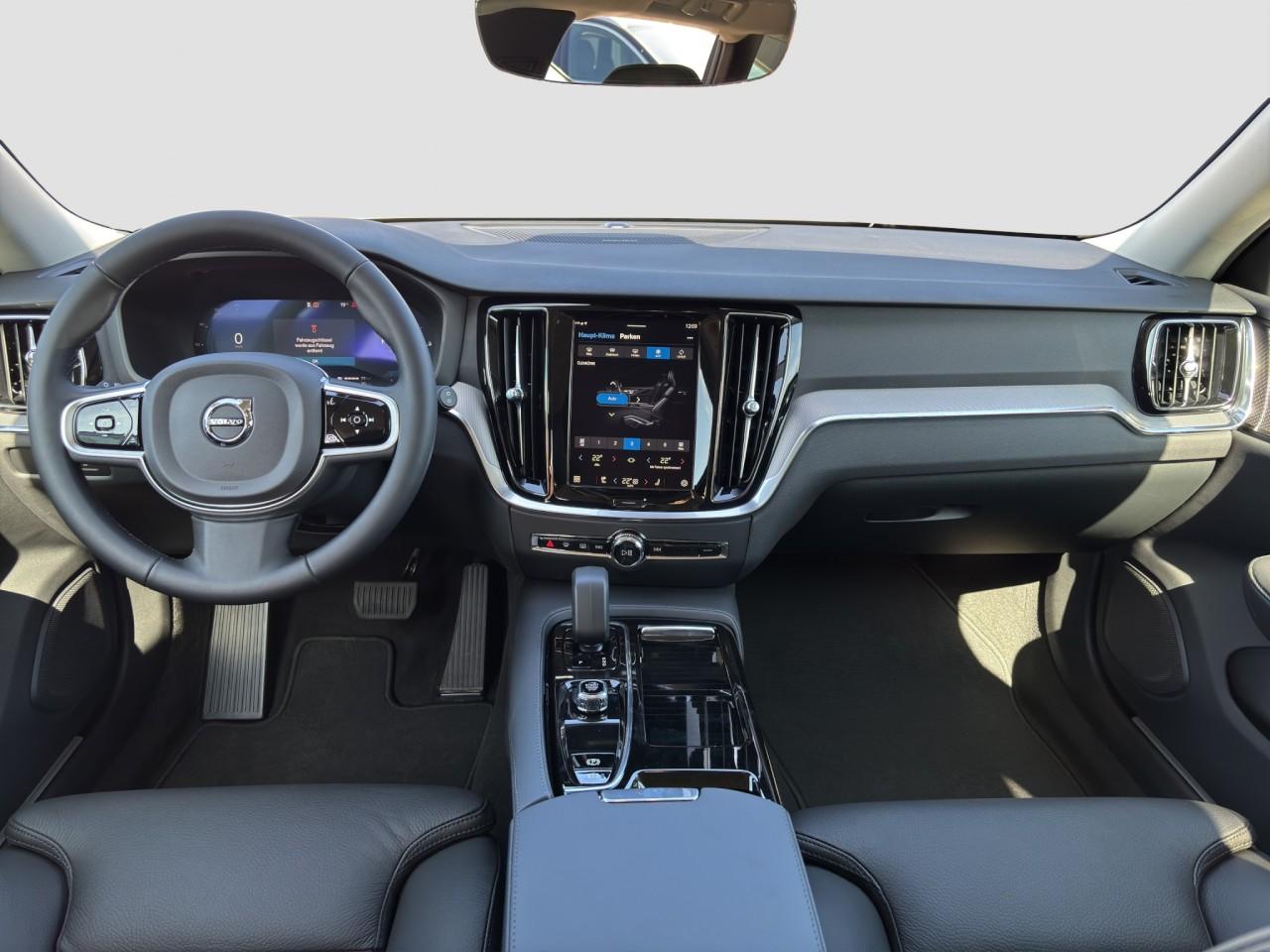 Volvo V60 AWD Dark Plus T8