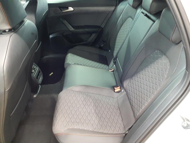 Seat Leon 1.5 eTSI DSG Sportstourer