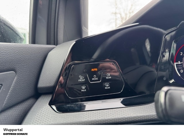 Volkswagen Golf DSG GTI