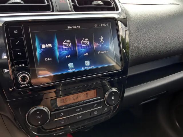 Mitsubishi Space Star Star