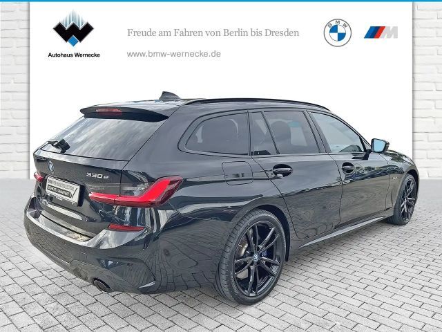 BMW 330 330e M-Sport Touring