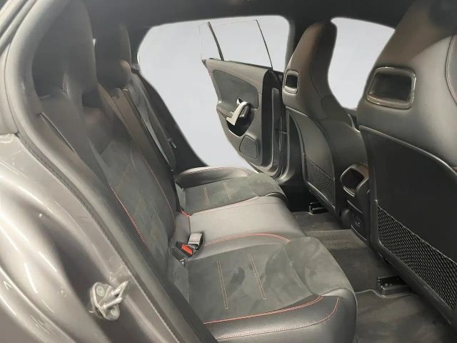 Mercedes-Benz CLA 200 Shooting Brake