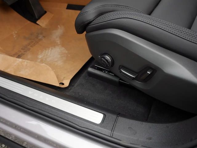 Volvo XC60 AWD Dark Plus Recharge T6