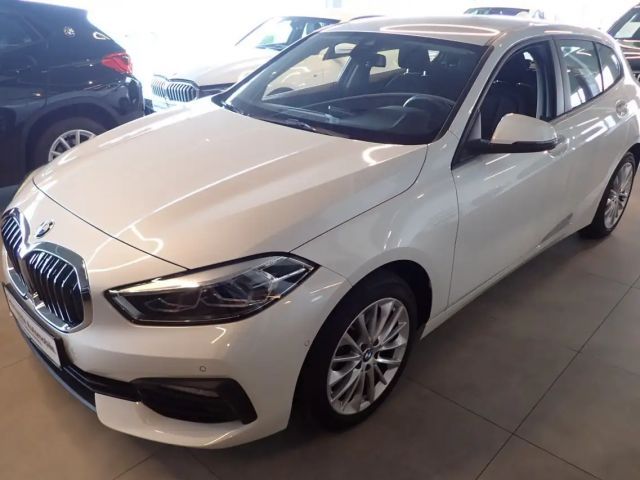 BMW 120 120d Sedan xDrive