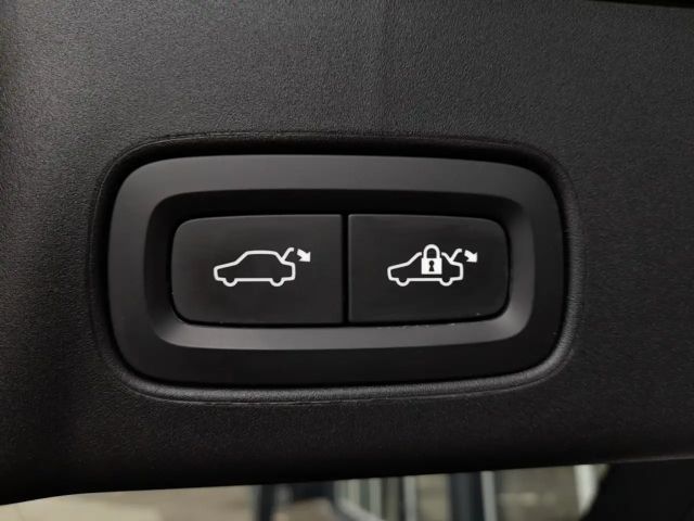 Volvo V90 AWD R-Design T8