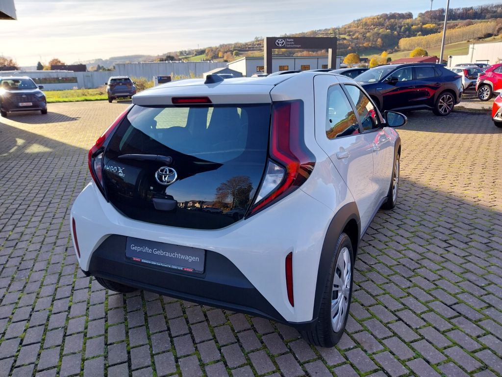 Toyota Aygo X 5-deurs Basis