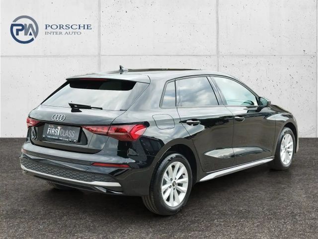 Audi A3 30 TFSI Sedan