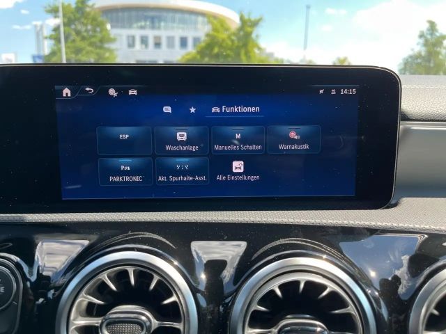 Mercedes-Benz CLA 200 AMG Line Shooting Brake