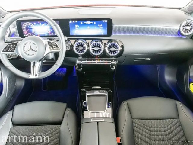 Mercedes-Benz A 200 Hatchback Progressive