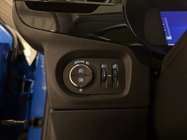 Opel Corsa 1.2 Parksensoren vo.,hi. und Rückfahrk.4 fach Fens