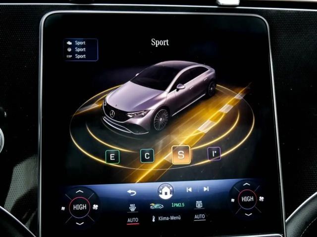 Mercedes-Benz EQE 300 Sedan