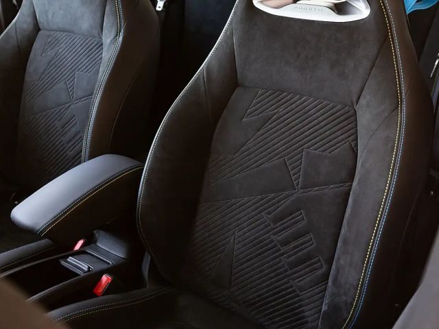 Abarth 500e Scorpionissima