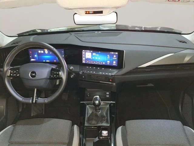 Opel Astra 1.2 Turbo Enjoy Sports Tourer Turbo