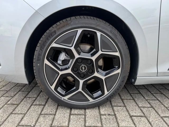 Opel Astra Sports Tourer Ultimate