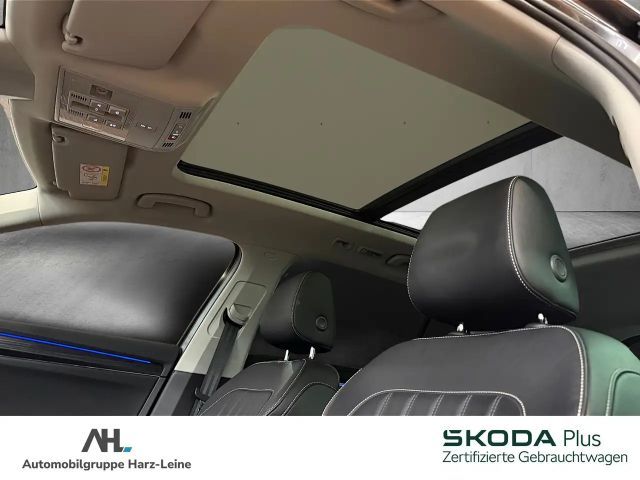 Skoda Superb 2.0 TDI Combi Style Style