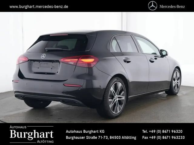 Mercedes-Benz A 180 Hatchback Progressive