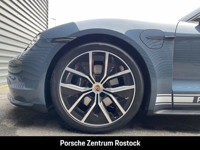 Porsche Taycan Surround-View LED-Matrix InnoDrive BOSE