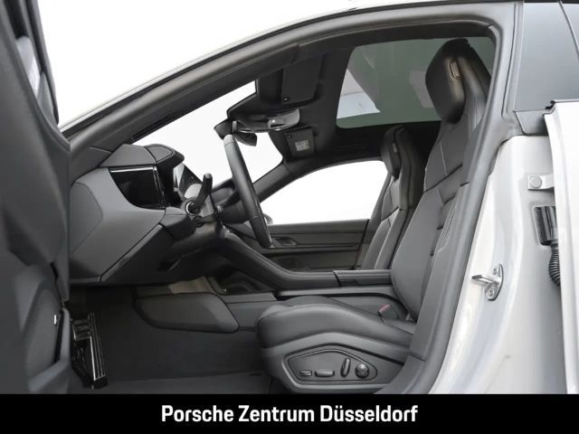 Porsche Taycan 4S Cross Turismo