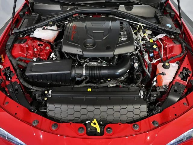 Alfa Romeo Giulia AT8 Q4 Veloce