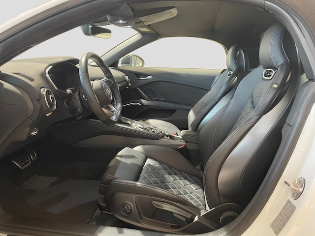 Audi TTS Quattro Roadster S-Tronic