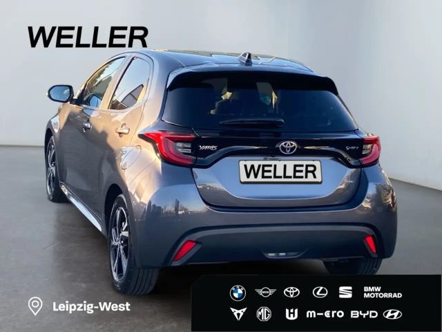 Toyota Yaris Hatchback Hybride VVT-i