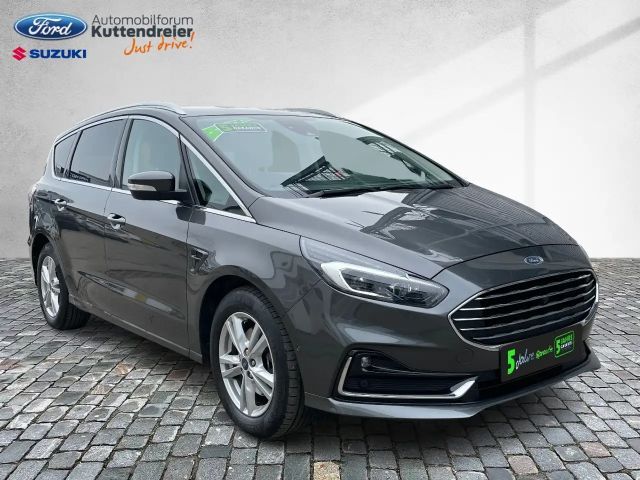 Ford S-Max Titanium