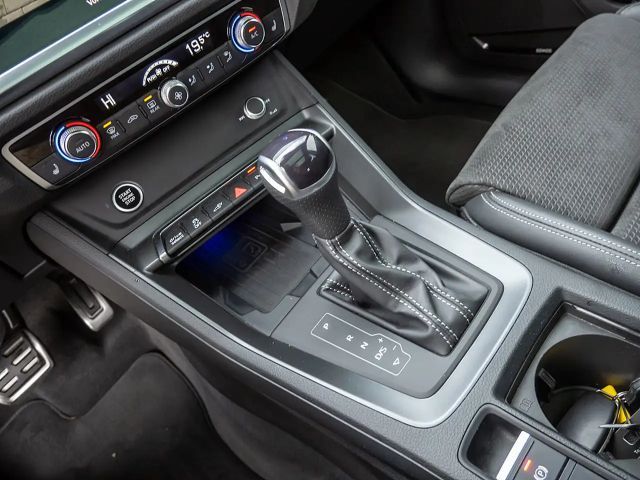 Audi Q3 45 TFSI Hybride S-Line