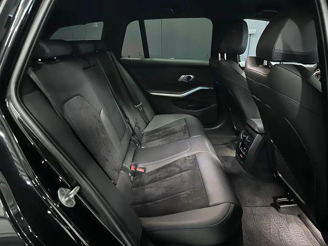 BMW 320 320d M-Sport Touring xDrive