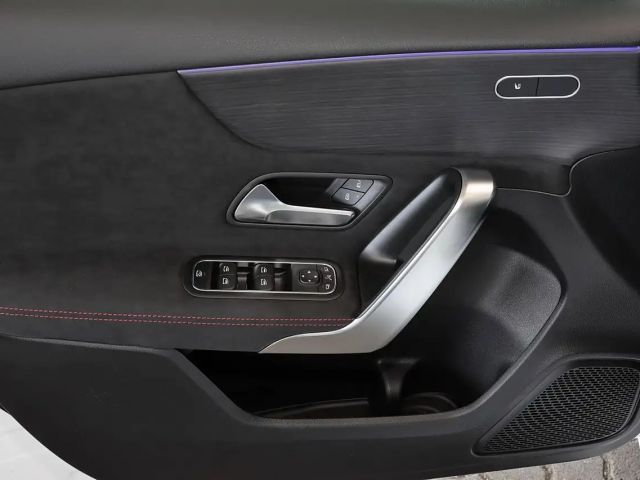 Mercedes-Benz A 200 AMG Line