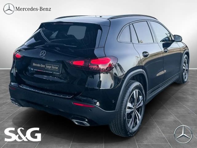 Mercedes-Benz GLA 200 GLA 200 d