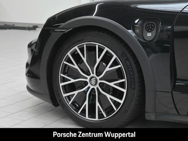 Porsche Taycan 4 Cross Turismo