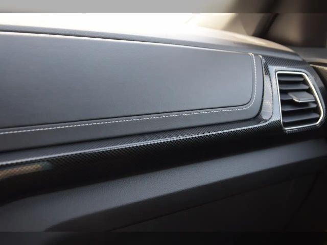 Volkswagen T-Cross IQ.Drive R-Line