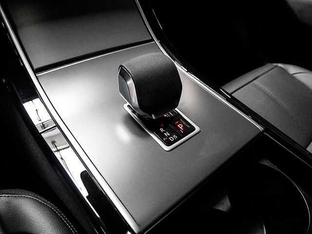 Land Rover Range Rover Velar Dynamic SE