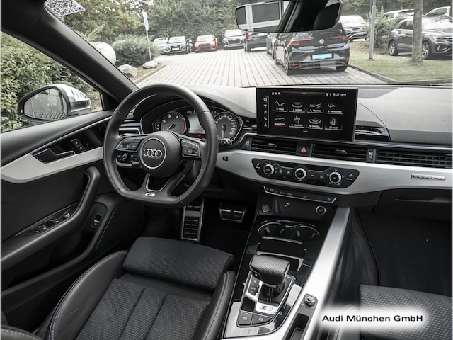 Audi S4 Avant Quattro