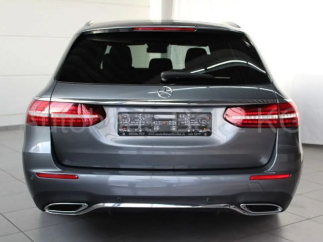 Mercedes-Benz E 220 AMG Line E 220 d Estate